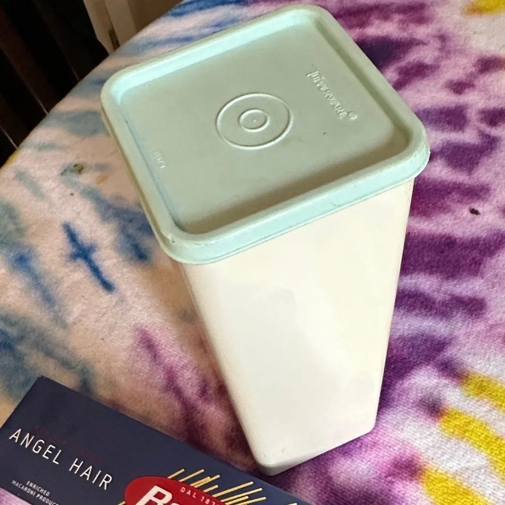 Tupperware Vintage Pasta Container with Light Blue Lid